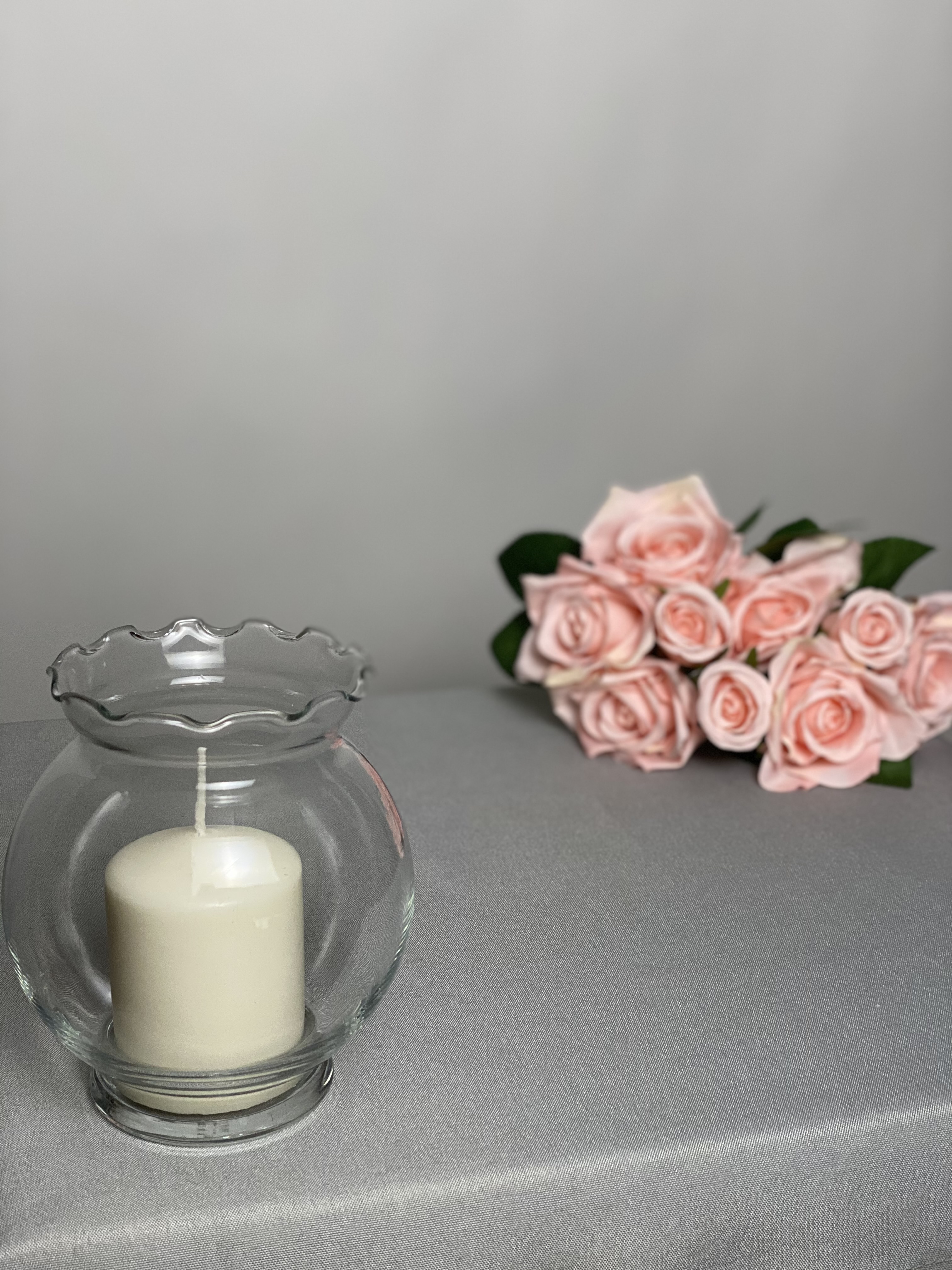 Clear Frilled Round Candle/ Flower Holder